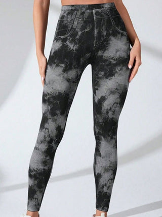 Pocketed Tie-Dye High Waist Active Leggings